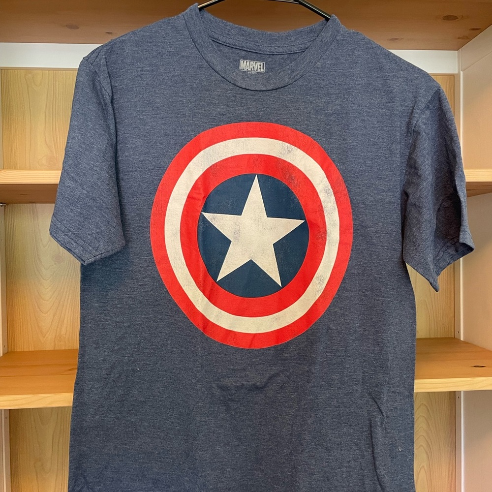 Men’s blue Captain America shirt - S - Used